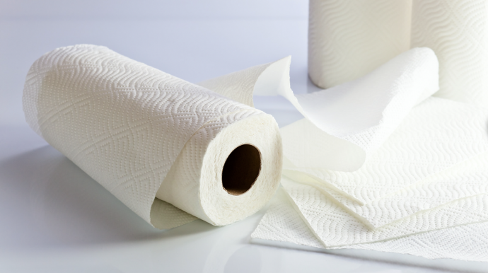 7 Things You Shouldn’t Be Cleaning with Paper Towels