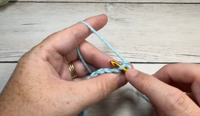 How to Crochet the Cluster and Ridge Stitch Photo Tutorial