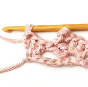 Lacy Cupcake Crochet Stitch Photo Tutorial