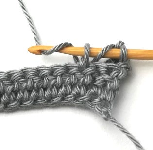 Bars and Zigzag Crochet Stitch Photo Tutorial