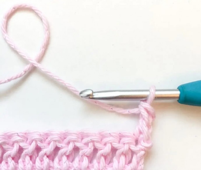 Chainless Starting Double Crochet Tutorial