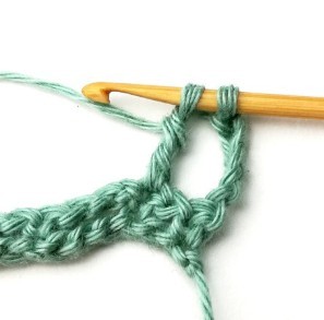 Striped Treble Crochet Mesh Stitch Photo Tutorial