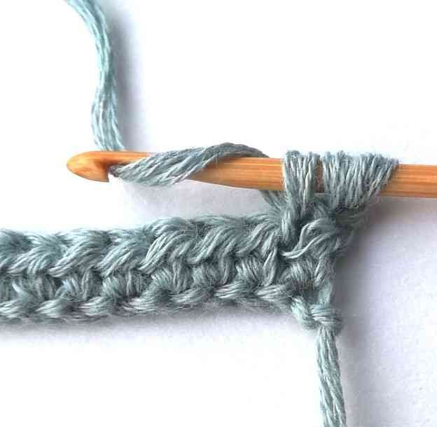 The Royal Ridge Crochet Stitch Photo Tutorial