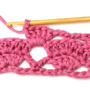 Large Uneven Clam Crochet Stitch Photo Tutorial