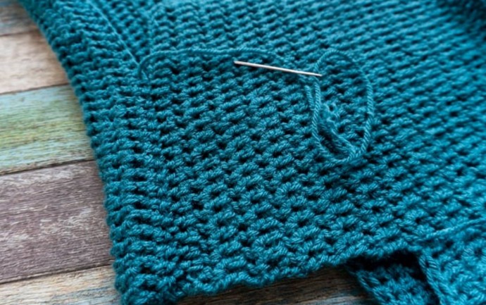 Invisible Shoulder Seam for Crochet Garments