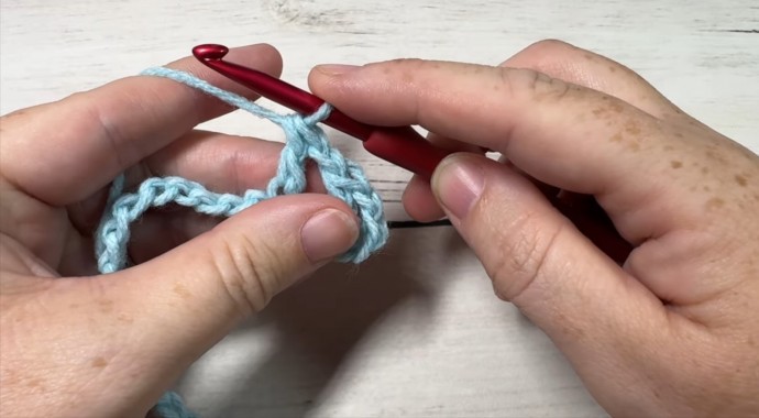 How to Crochet the Raindrop Lace Stitch Photo Tutorial