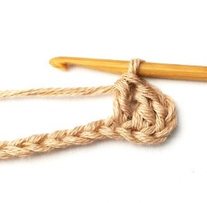 Lacy Stacked Bows Crochet Stitch Photo Tutorial