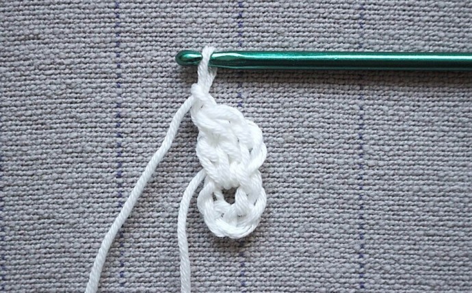 Dally Dahlia Crochet Granny Square Photo Tutorial