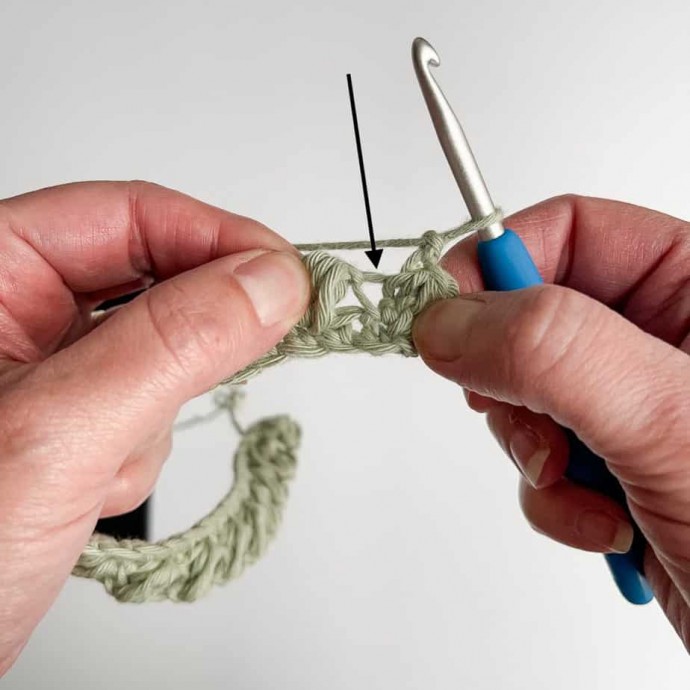 Interlocking Puff Crochet Stitch Photo Tutorial