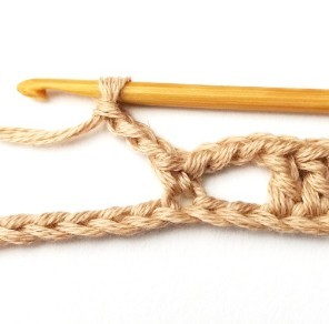 Lacy Stacked Bows Crochet Stitch Photo Tutorial