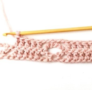 The Diagonal Diamond and Square Crochet Stitch Photo Tutorial