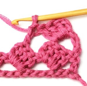 Lacy Checkered Diamond Crochet Stitch Photo Tutorial