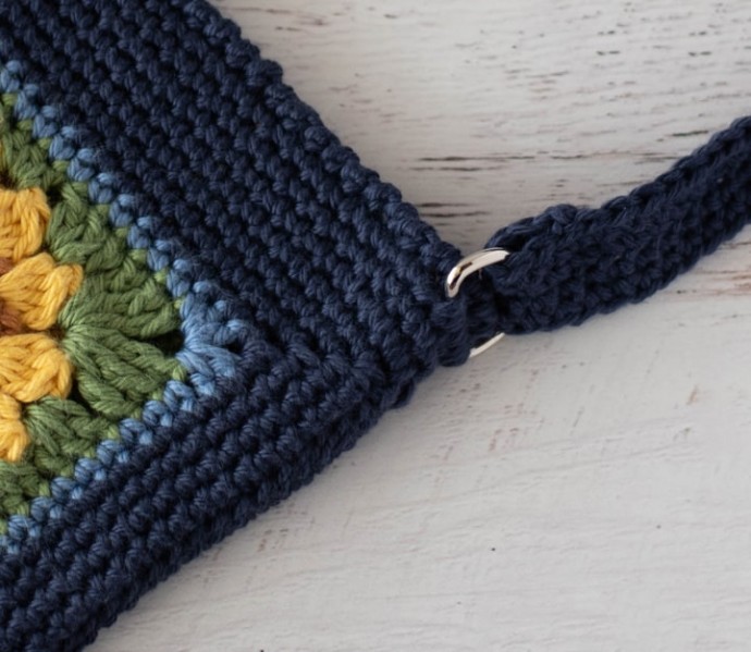 Sassy Sunflower Crochet Crossbody Bag
