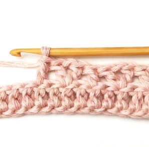 How to Crochet the Striped Boxed V Stitch Photo Tutorial