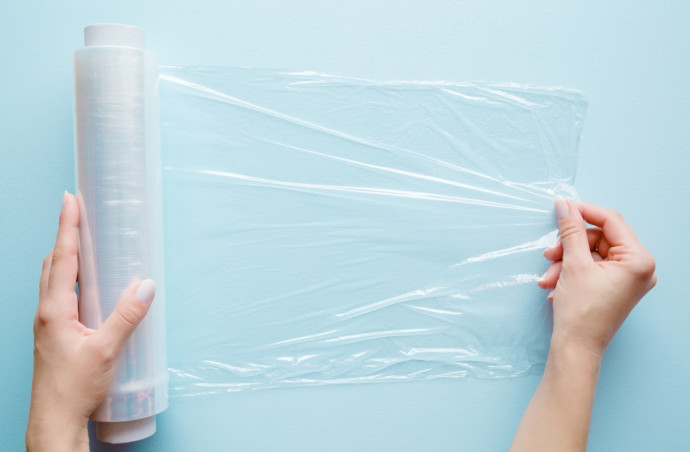8 Clever Uses of Plastic Wrap