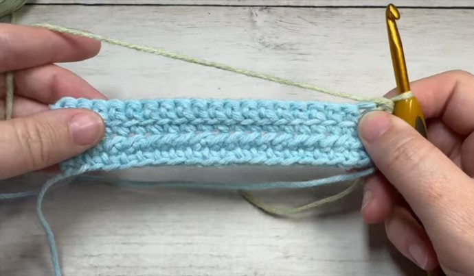 How to Crochet the Cluster and Ridge Stitch Photo Tutorial