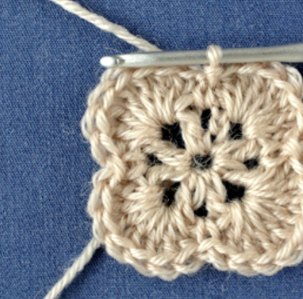 How to Make Crochet Shell Square Stitch