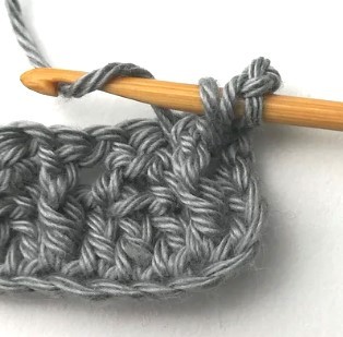 Bars and Zigzag Crochet Stitch Photo Tutorial
