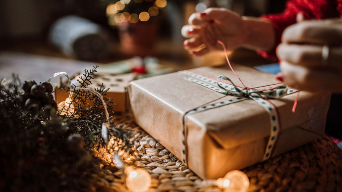 8 Genius Gift Wrapping Hacks That Will Simplify Your Holidays