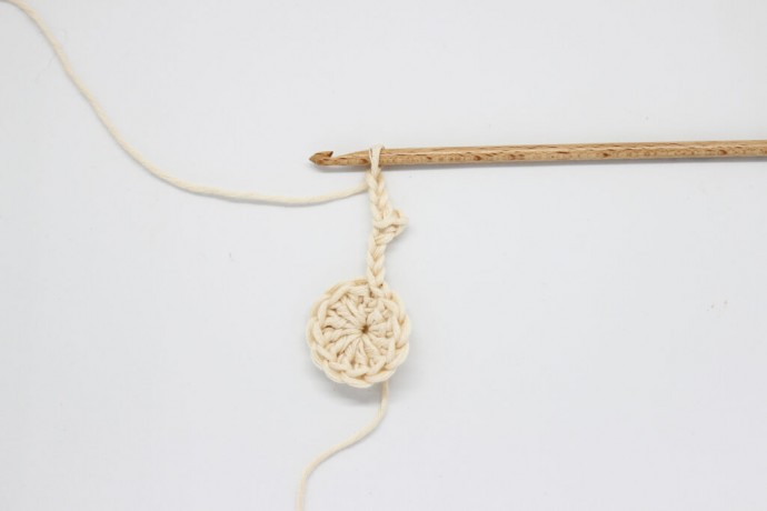 Crochet Snowflake Garland Photo Tutorial