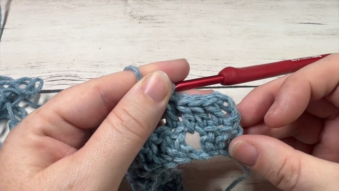 How to Crochet the Climbing Puffs Stitch Photo Tutorial