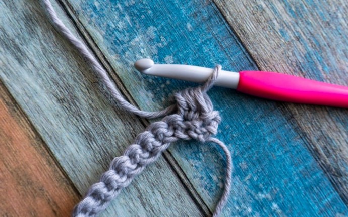 How to Crochet the Uneven Berry Stitch Photo Tutorial