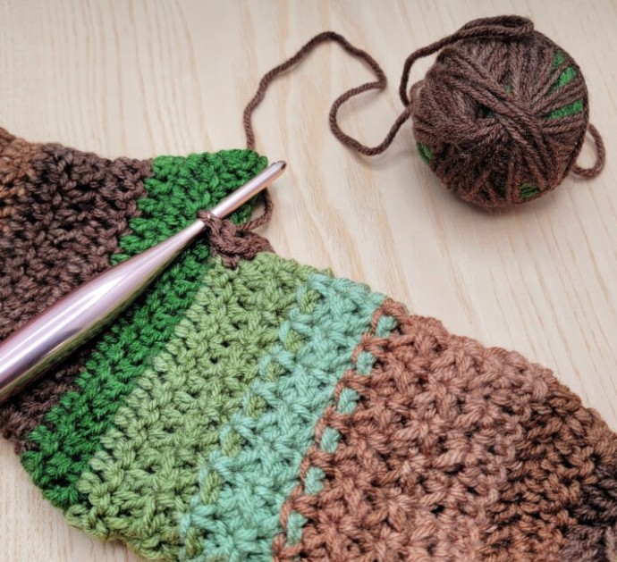 Olivewood Mittens Crochet Pattern