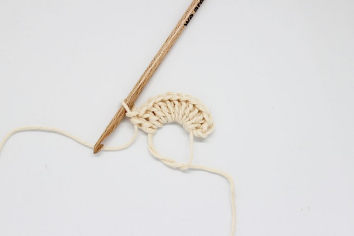 Crochet Snowflake Garland Photo Tutorial