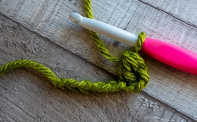 How to Crochet the Half Treble Crochet Stitch Photo Tutorial